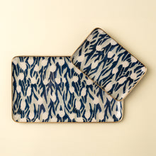Load image into Gallery viewer, Madhavi Decorative Enamel Tray - L