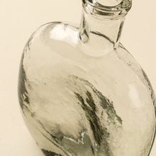 Load image into Gallery viewer, Flask Vase - S