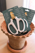 Load image into Gallery viewer, Short Blade Garden Snips - White