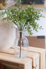 Load image into Gallery viewer, Rim Bud Vase