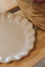 Load image into Gallery viewer, Petal Dish