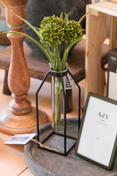 Black Iron Bud Vase