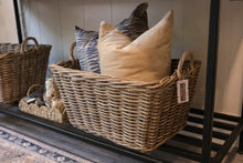 Load image into Gallery viewer, Rattan Laundry Basket