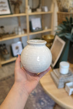 Load image into Gallery viewer, Round Ceramic Bud Vase