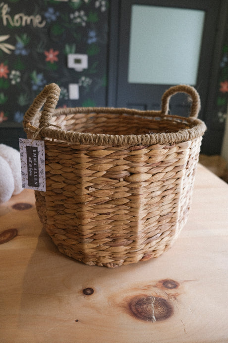 Rounded Woven Baskets w/ Handles - Large