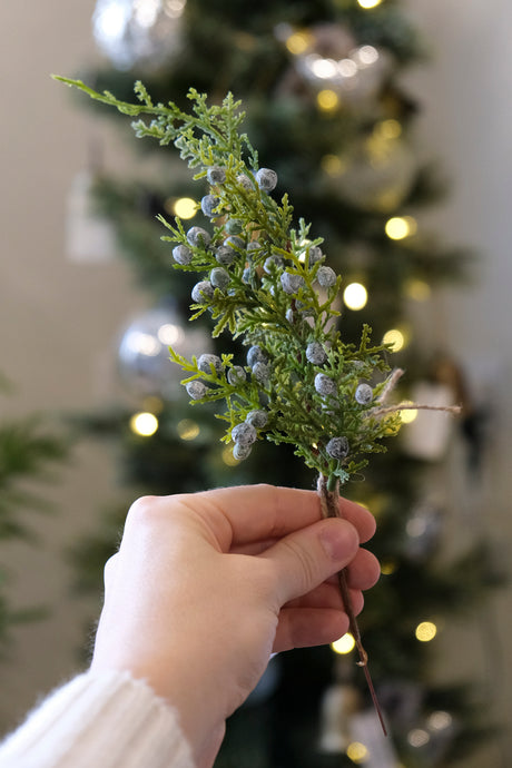 Juniper Pick - 12”