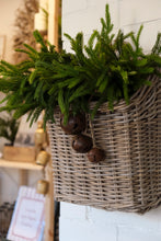 Load image into Gallery viewer, Rust Jingle Bell Cluster - 18&quot;