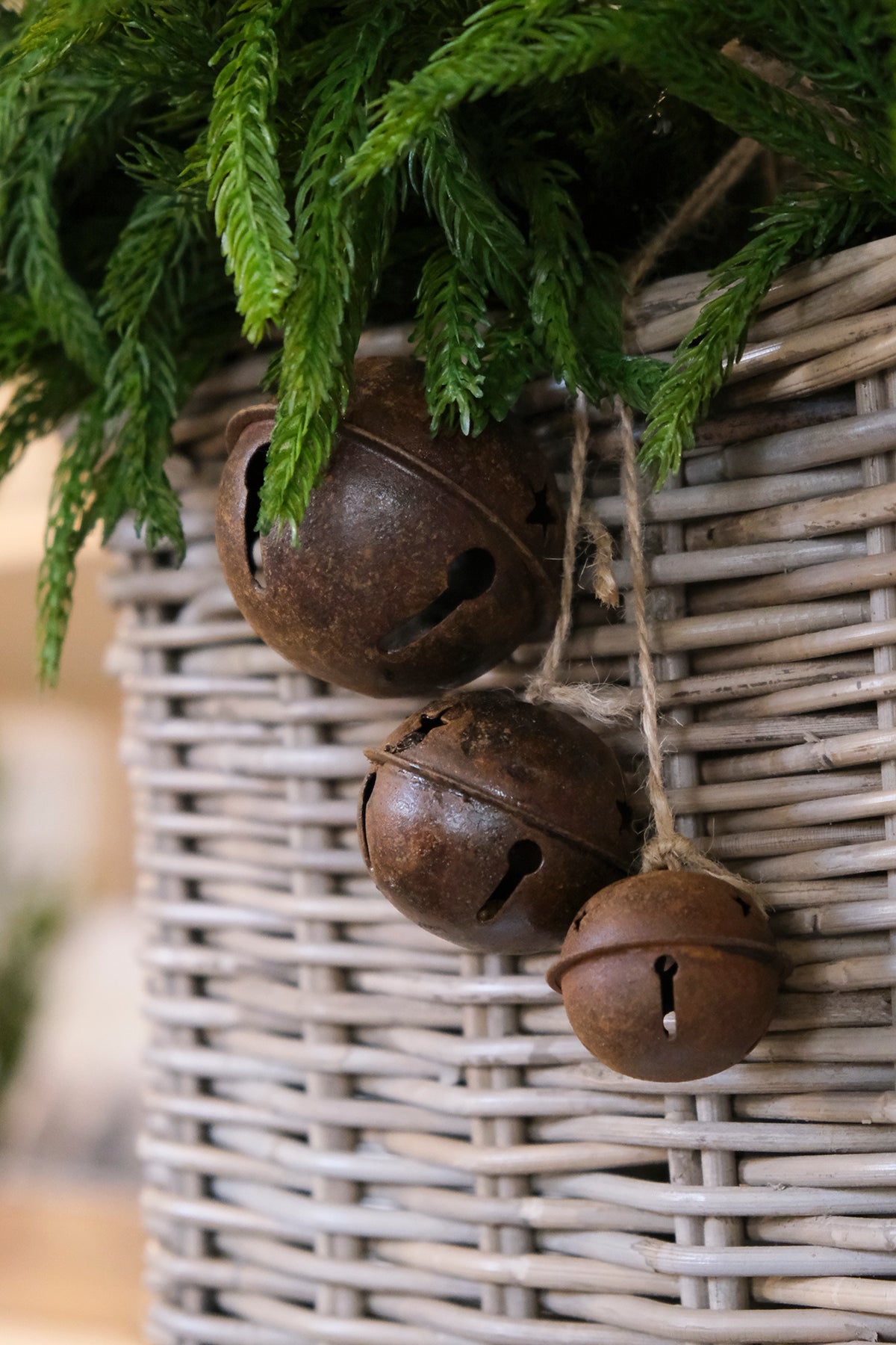 Rust Jingle Bell Cluster - 18