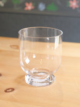 Load image into Gallery viewer, Hurricane Vase