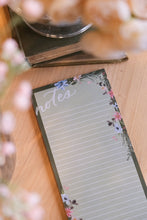 Load image into Gallery viewer, Dainty Floral Notepad