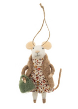 Load image into Gallery viewer, Countryside Callie Ornament