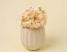 Load image into Gallery viewer, Ranunculus Bouquet - Cream